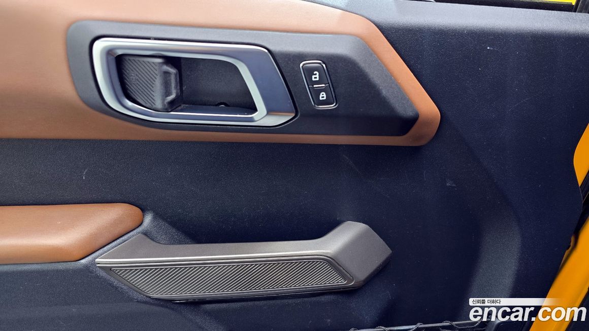 Ford Bronco 2022