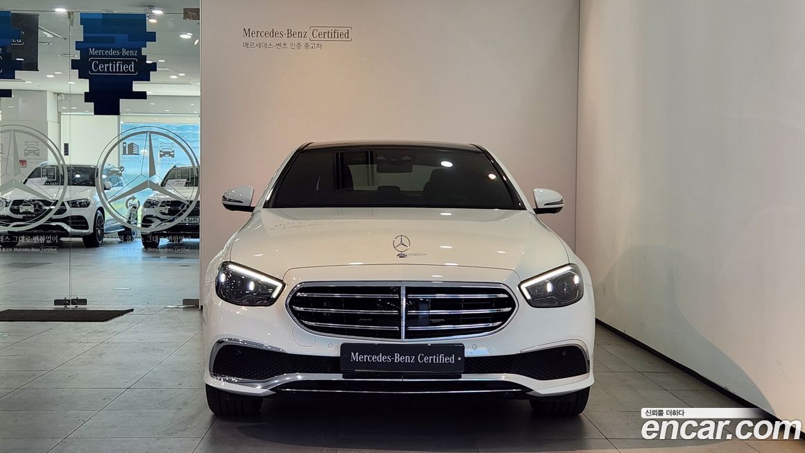 Mercedes-Benz E-Class 2021