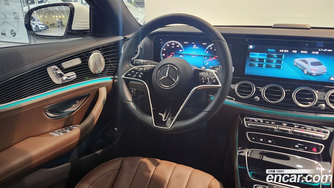 Mercedes-Benz E-Class 2021