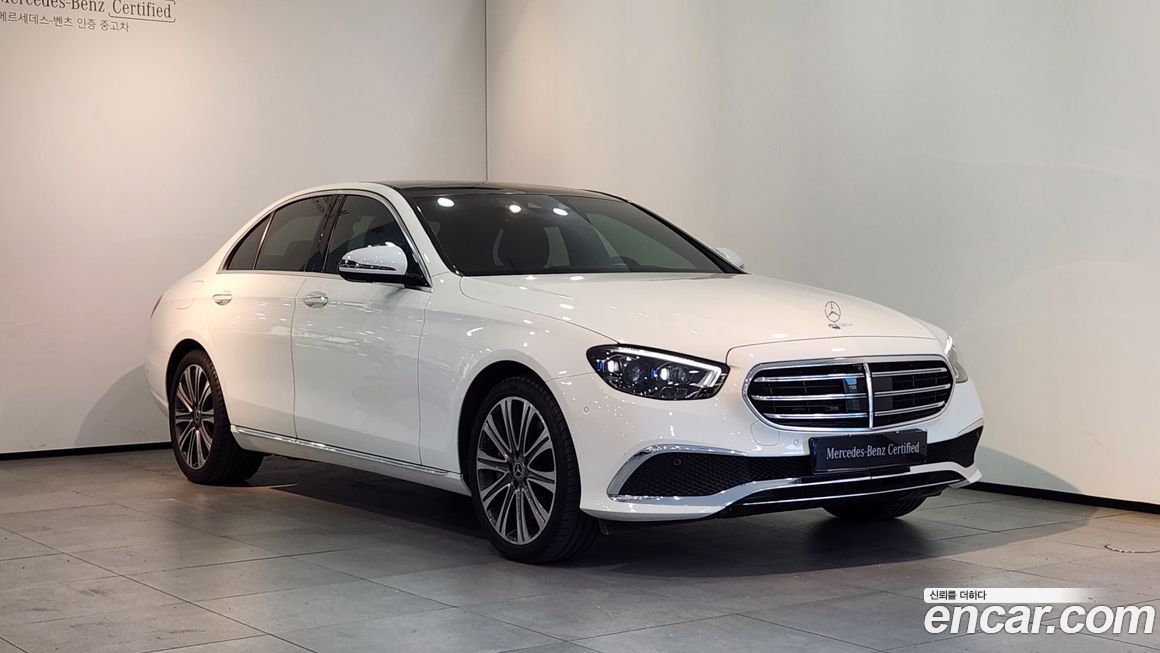 Mercedes-Benz E-Class 2021