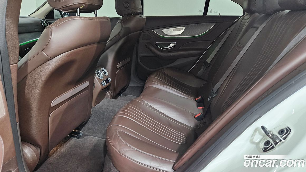 Mercedes-Benz CLS-Class 2021