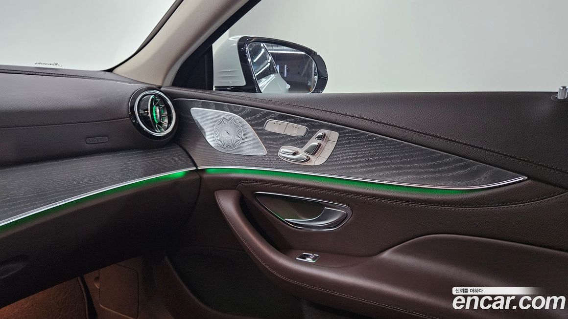 Mercedes-Benz CLS-Class 2021