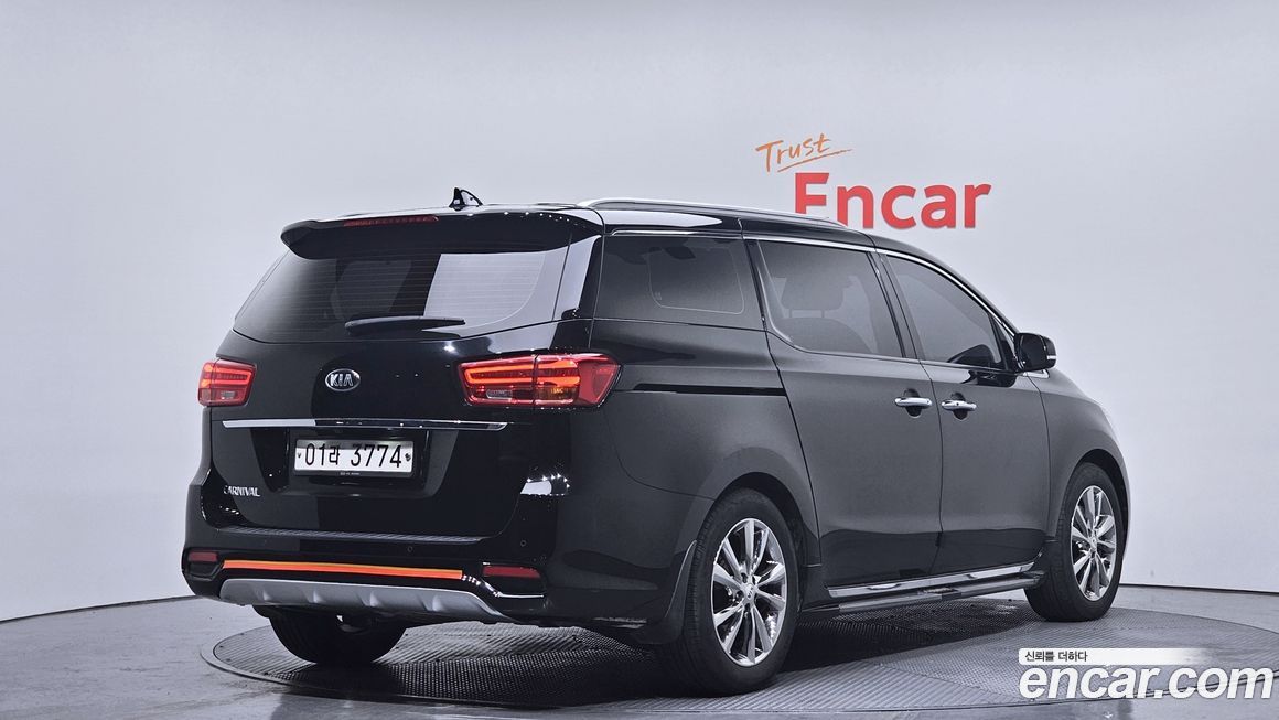 Kia Canival 2019