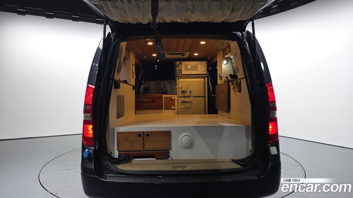 Hyundai Starex 2018