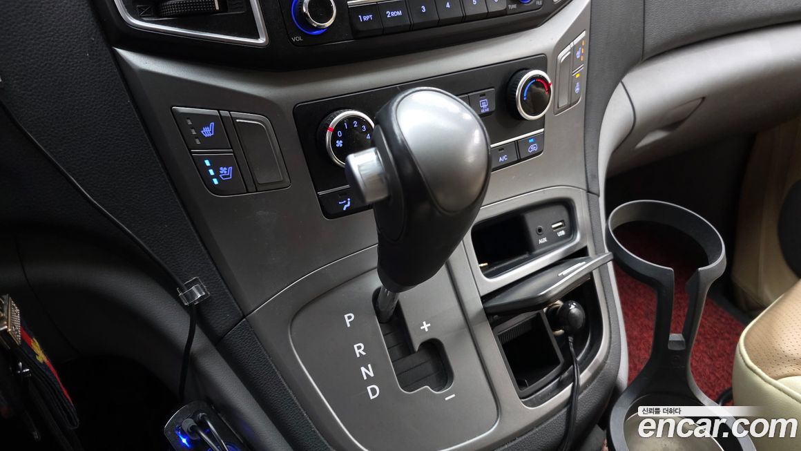 Hyundai Starex 2018