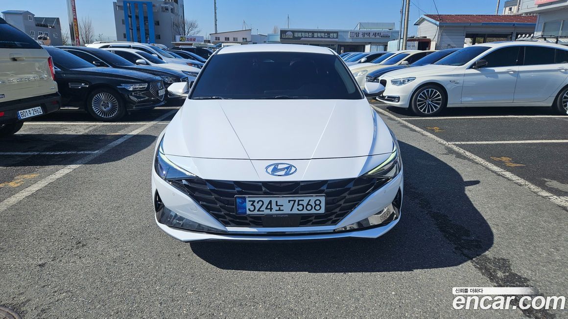 Hyundai AVANTE 2021