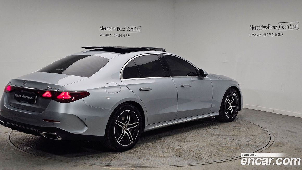 Mercedes-Benz E-Class 2024
