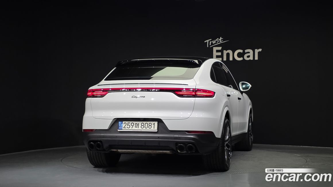 Porsche Cayenne 2021