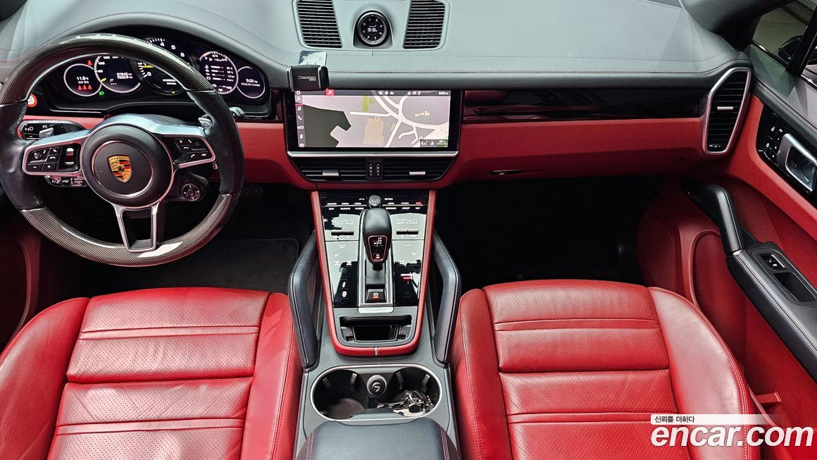 Porsche Cayenne 2021