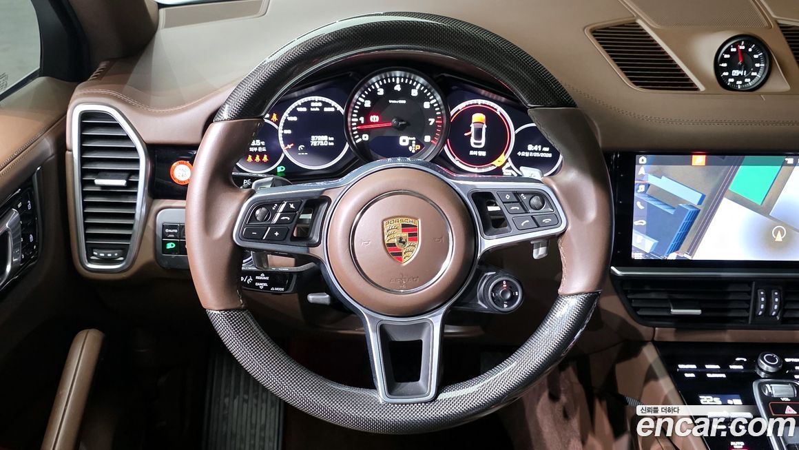 Porsche Cayenne 2021