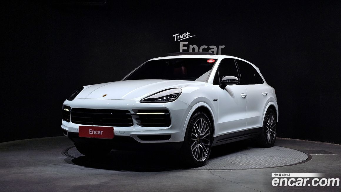 Porsche Cayenne 2021
