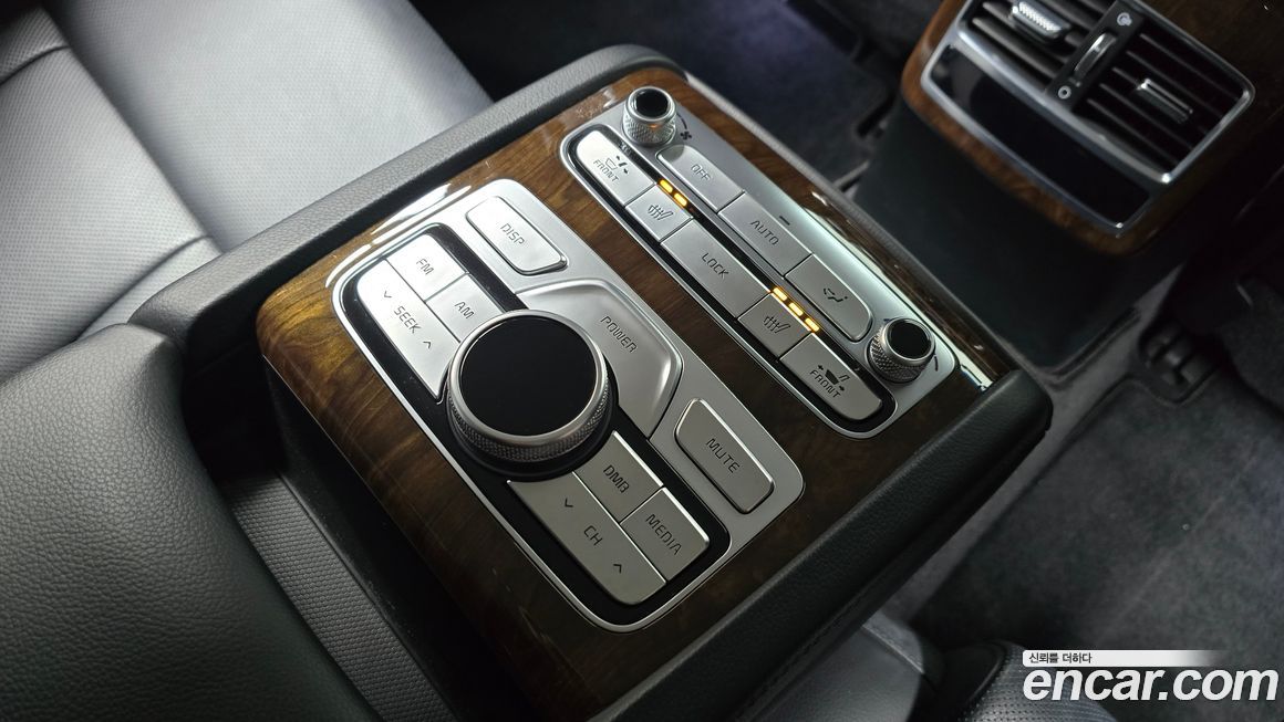 Kia K9 2019