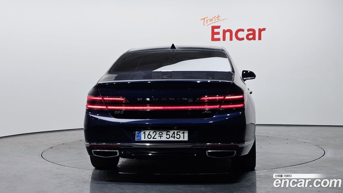 Genesis G90 2021