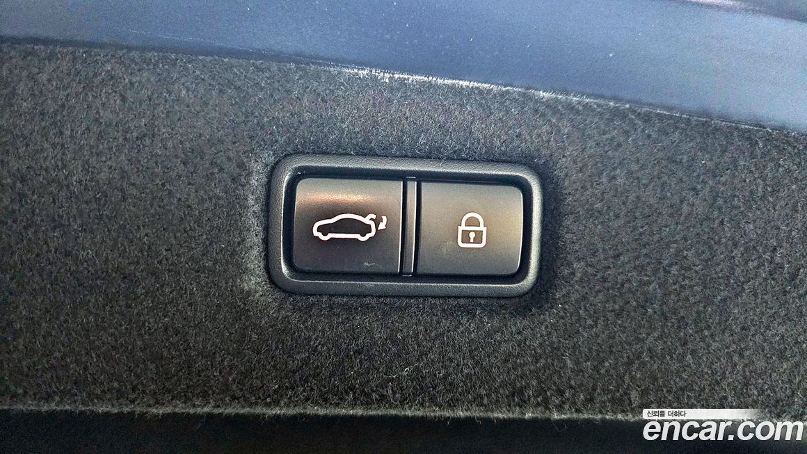 Genesis G90 2021