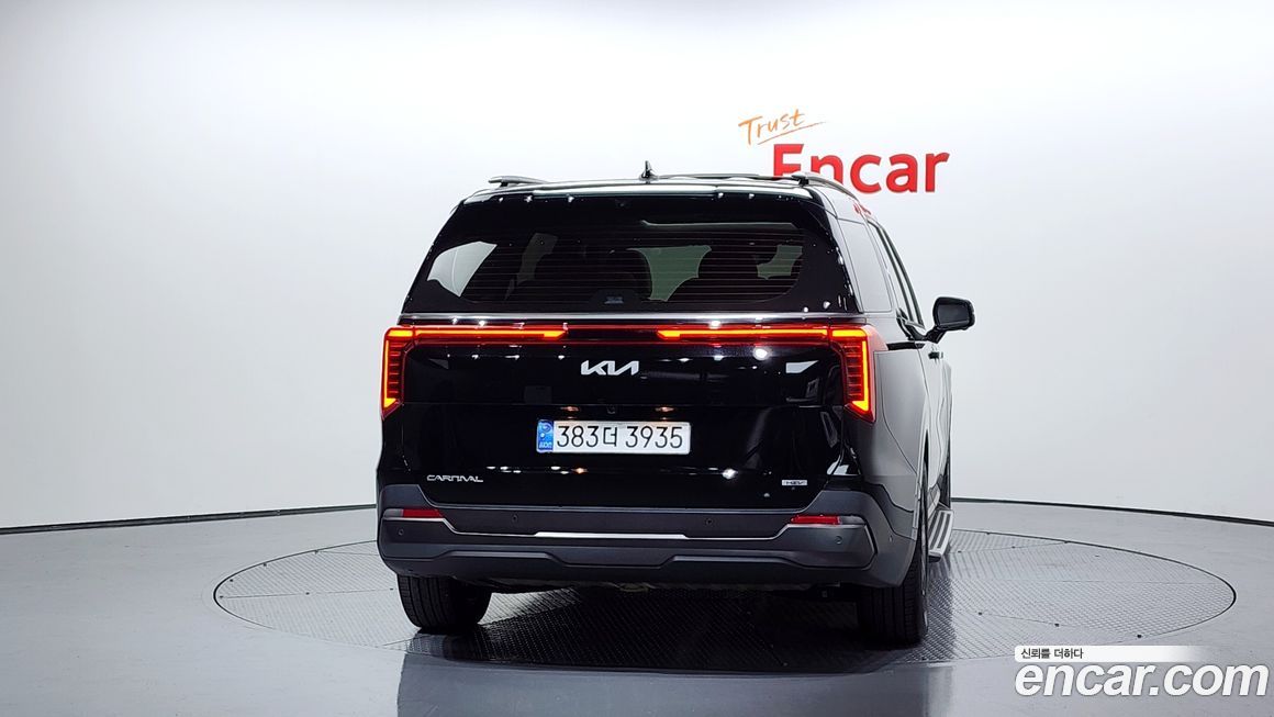 Kia Canival 2025