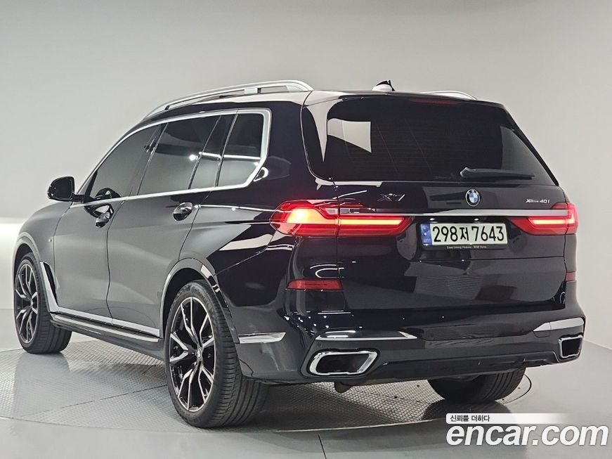BMW X7 2021