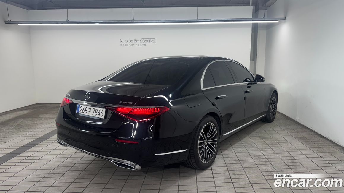 Mercedes-Benz S-Class 2025