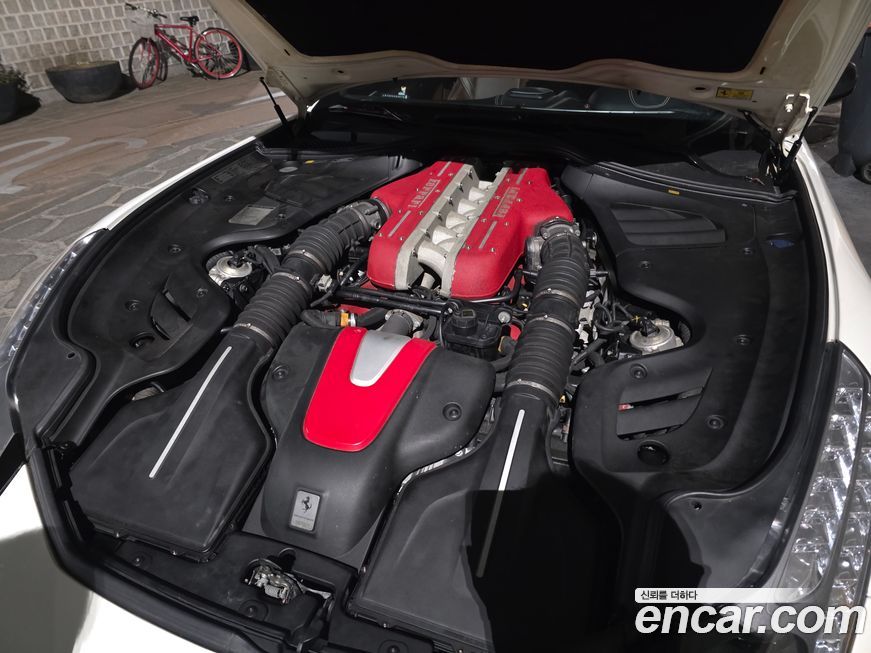 Ferrari FF 2012