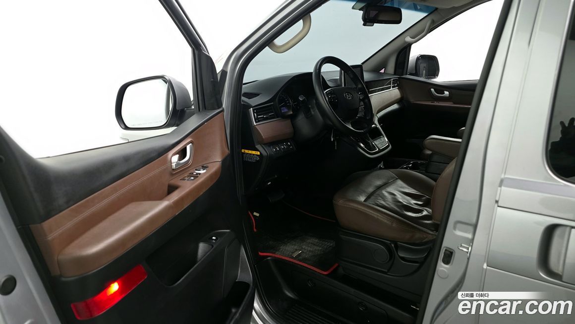 Hyundai Starex 2019