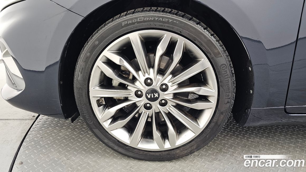 Kia K7 2021