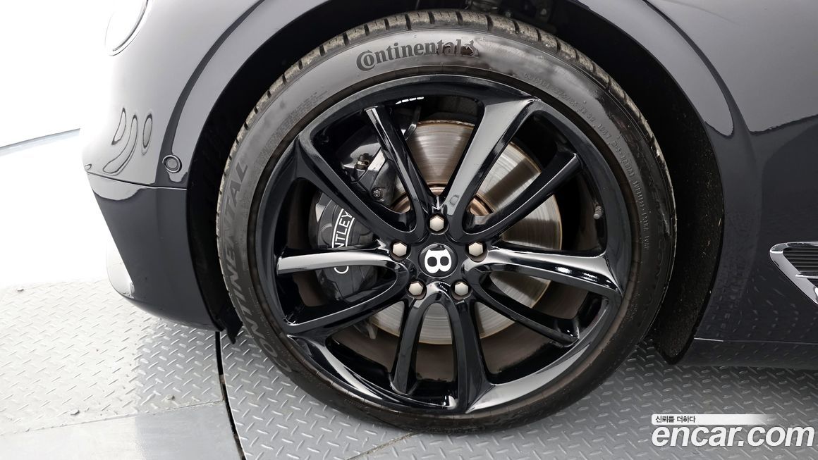 Bentley Continental 2020