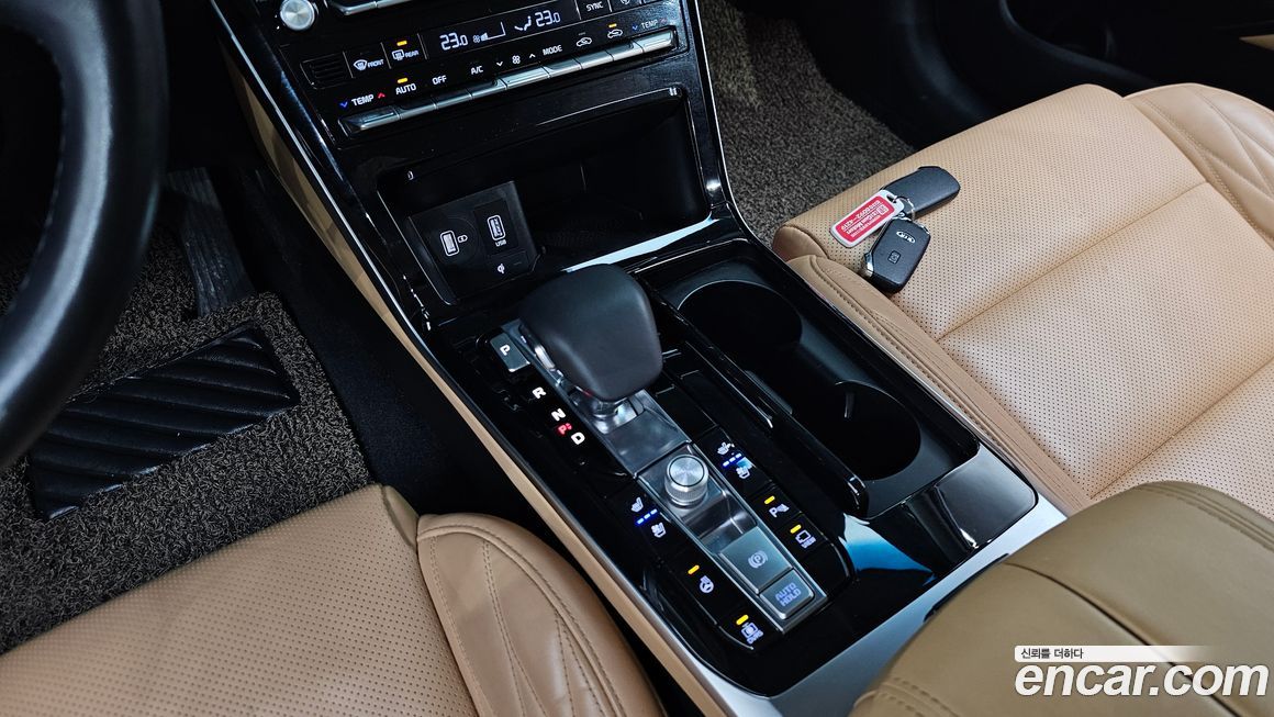 Kia K7 2021