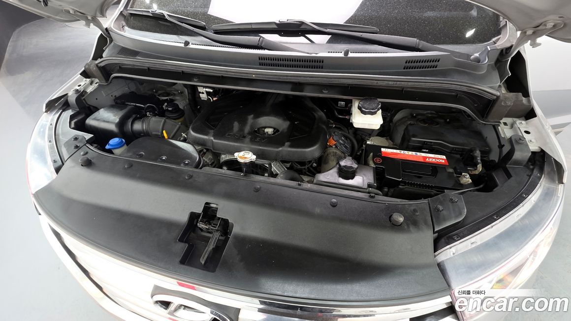 Hyundai Starex 2019