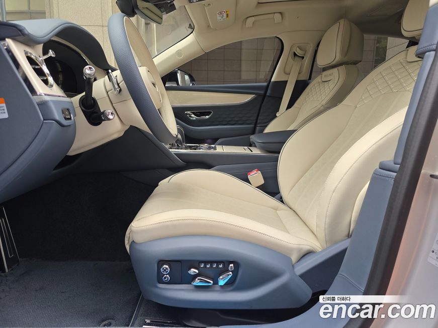 Bentley Flying Spur 2026