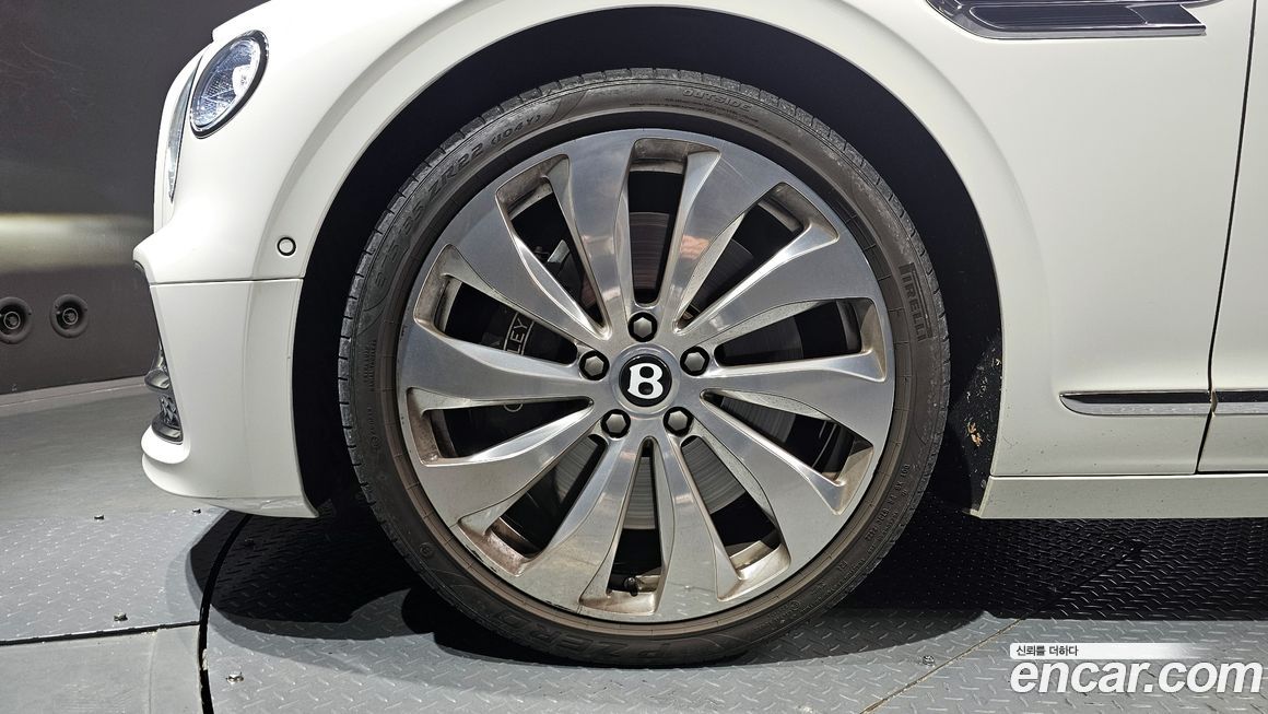 Bentley Flying Spur 2021