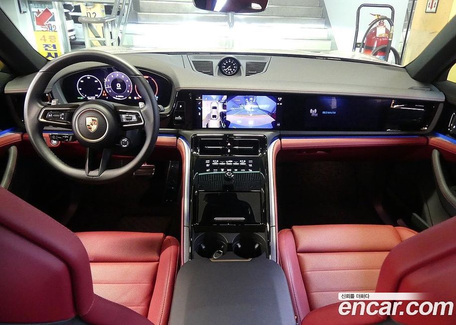 Porsche Panamera 2025