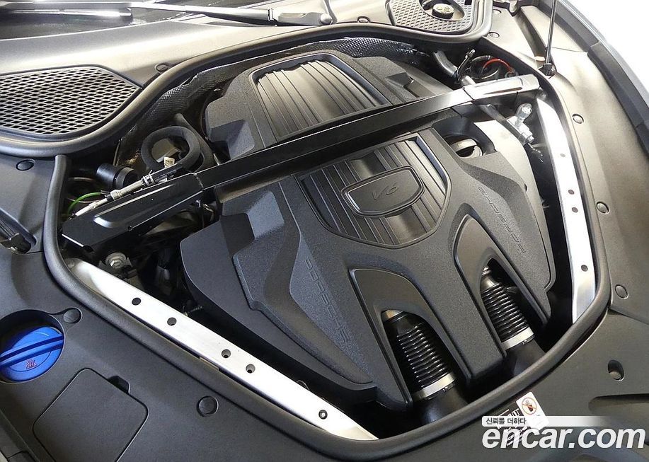 Porsche Panamera 2025