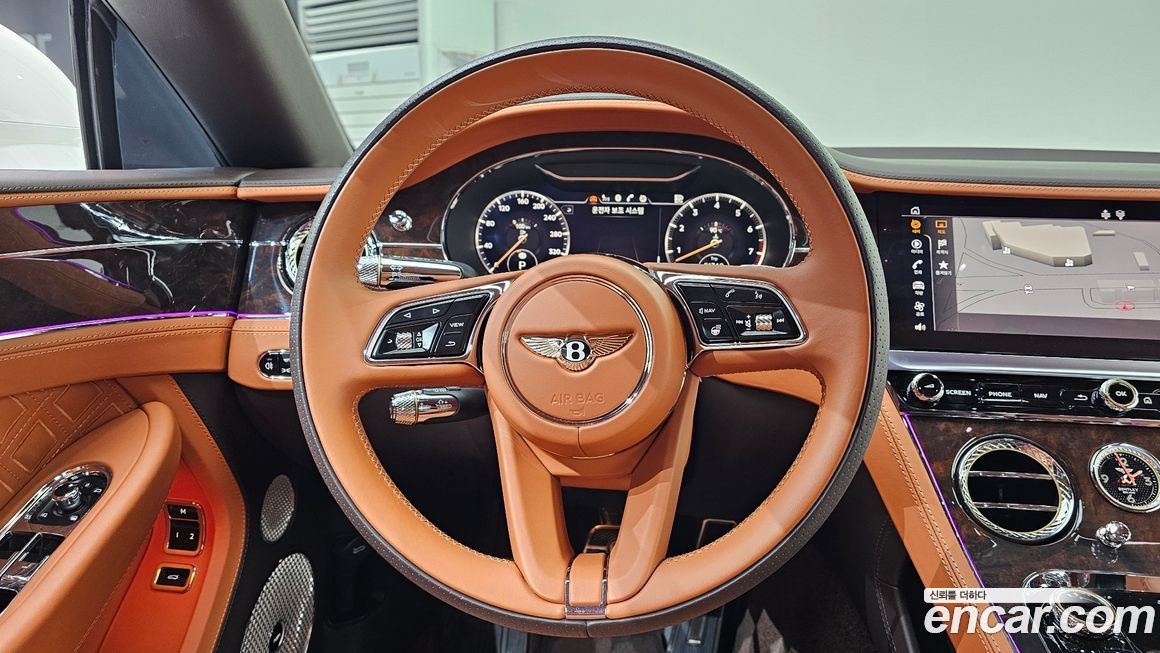 Bentley Continental 2022