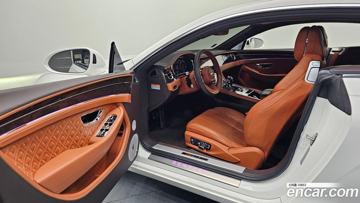 Bentley Continental 2022