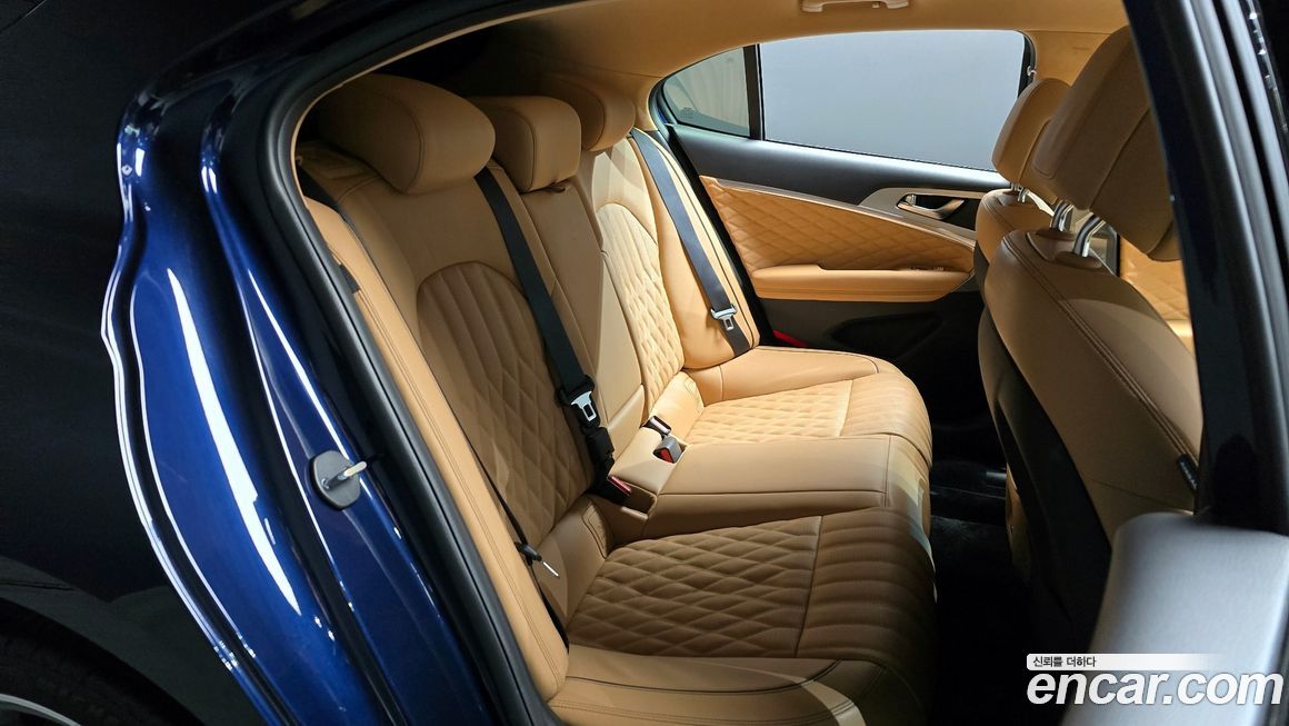 Genesis G70 2025