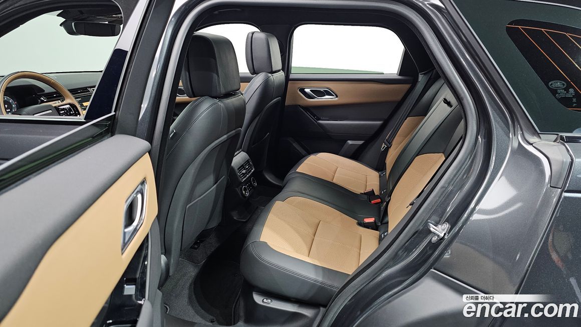Land Rover Range Rover Velar 2025