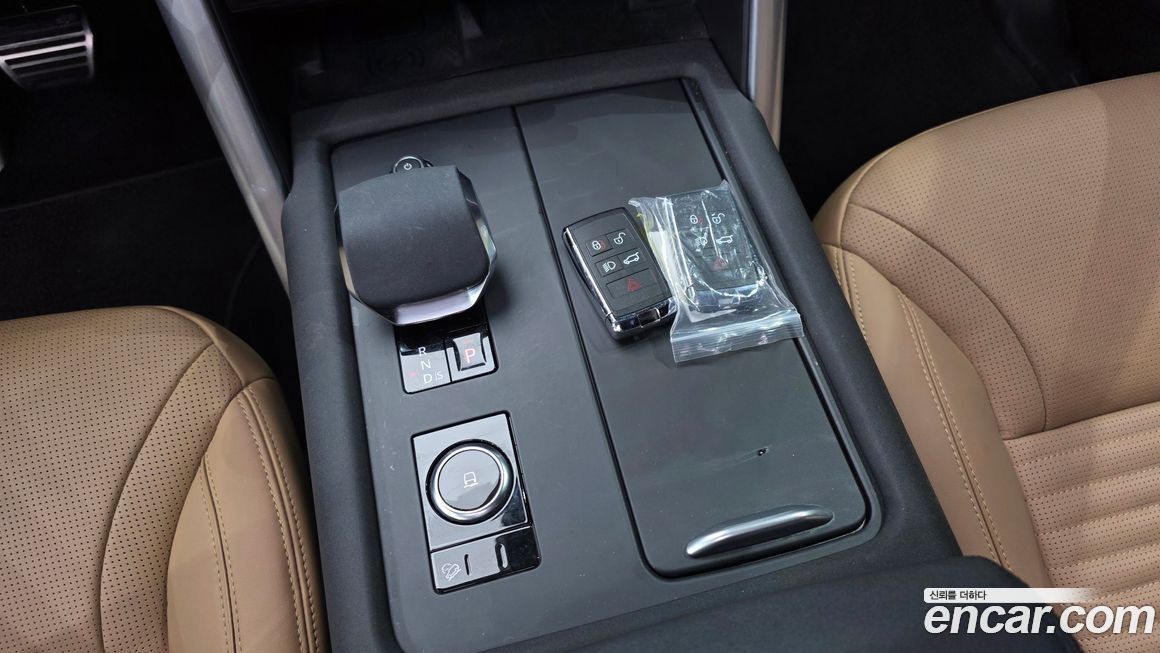 Land Rover Discovery 2024
