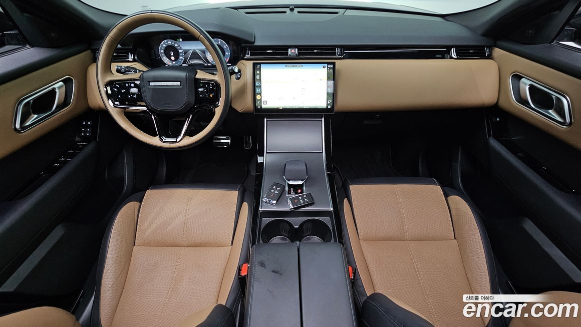 Land Rover Range Rover Velar 2025