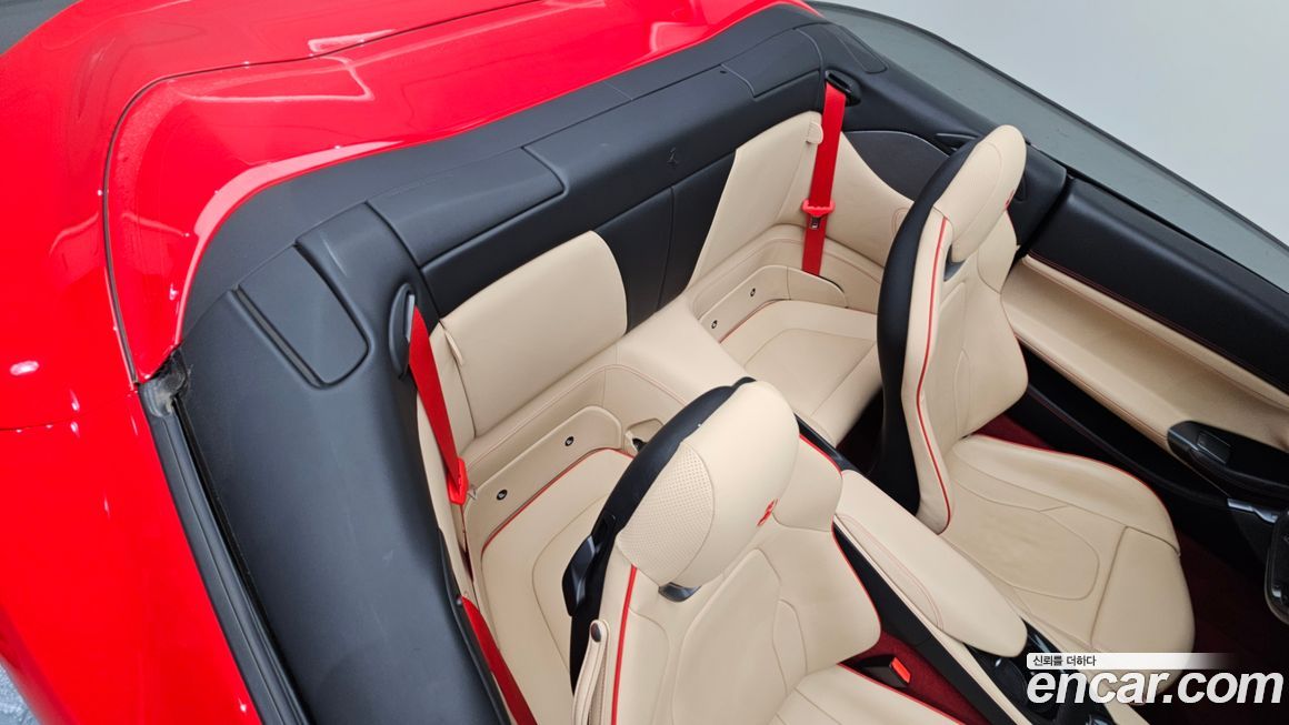 Ferrari Portofino 2020