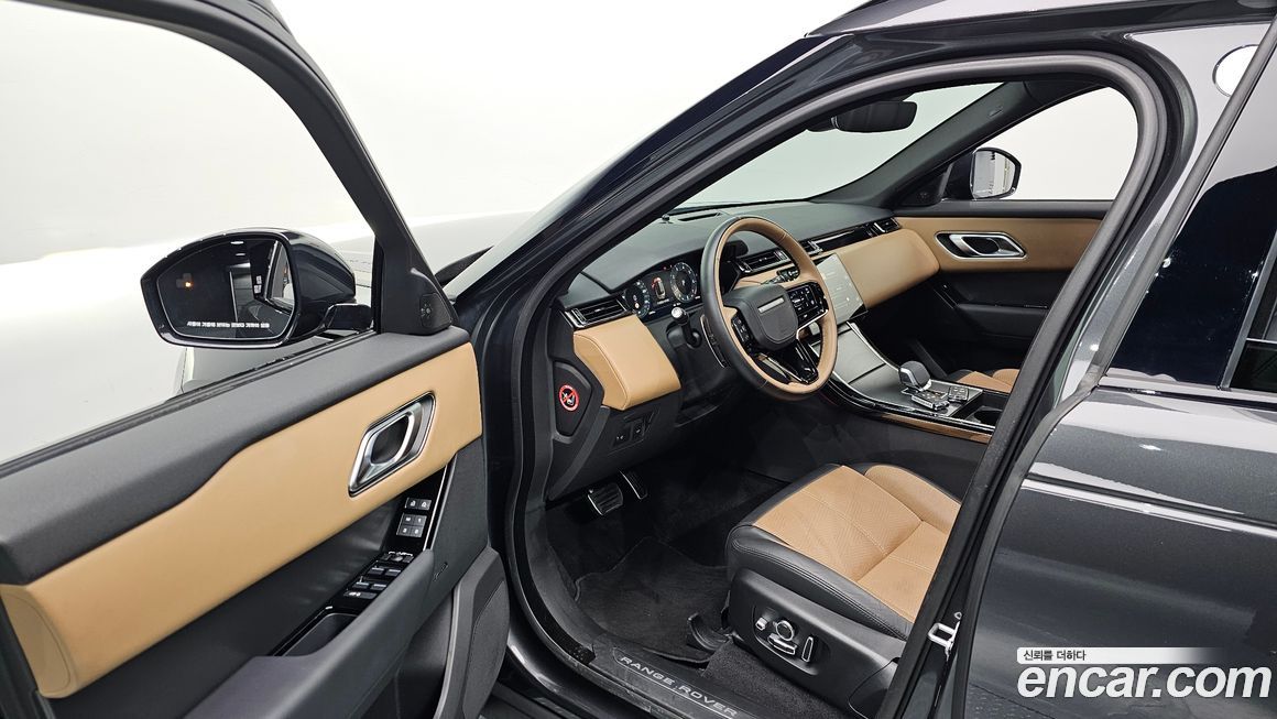 Land Rover Range Rover Velar 2025