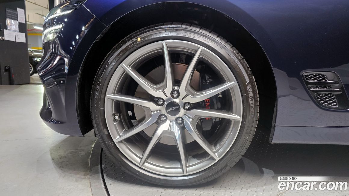Genesis G70 2025