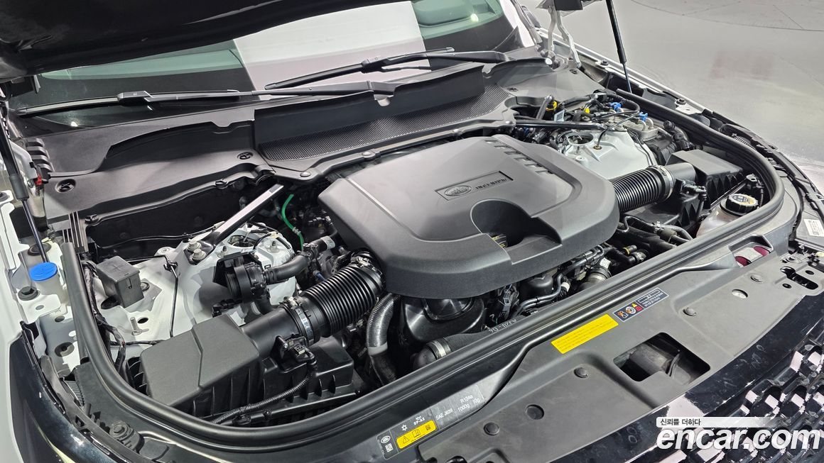 Land Rover Discovery 2024