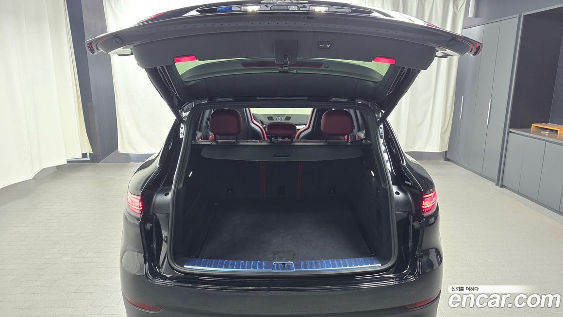 Porsche Cayenne 2022