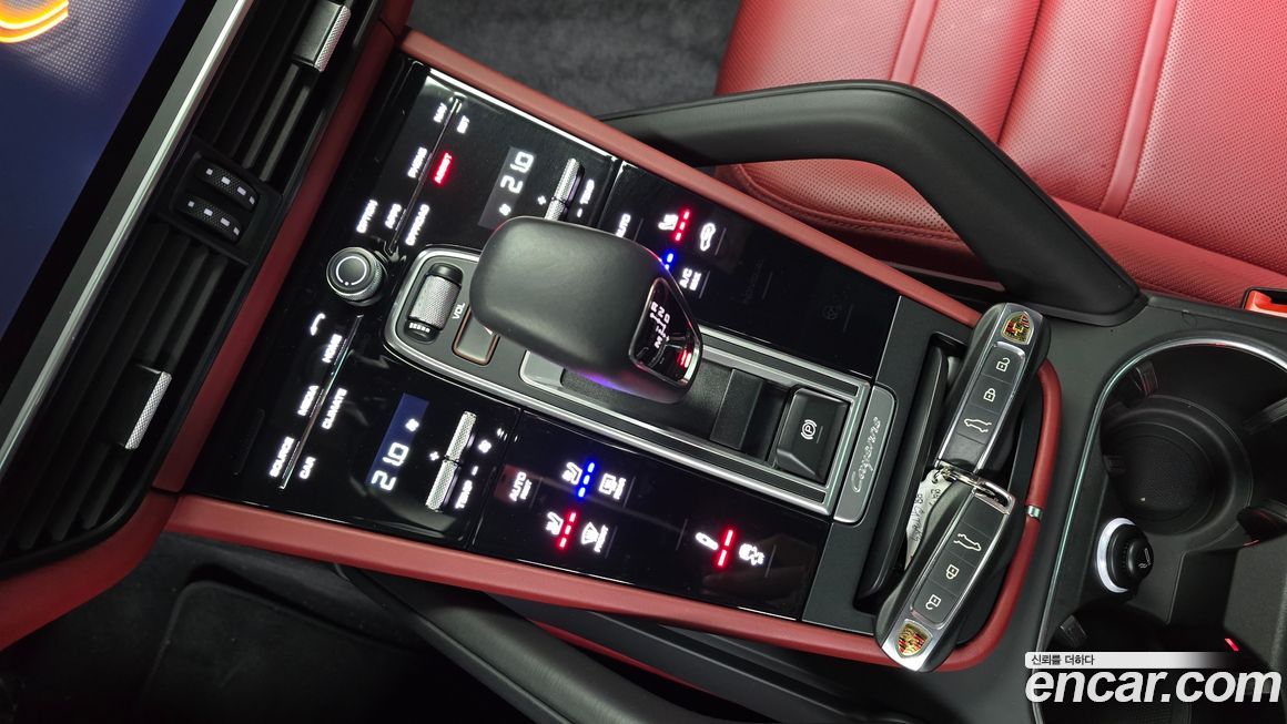 Porsche Cayenne 2022