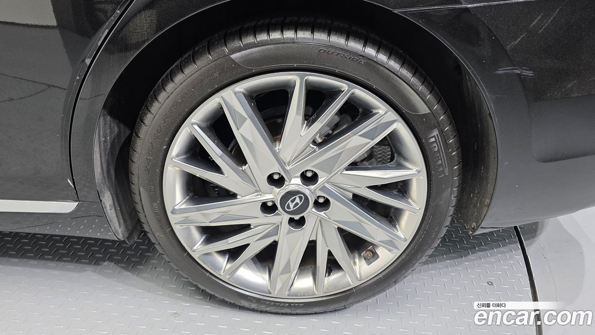 Hyundai Grandeur 2020