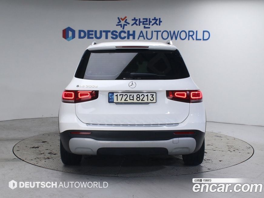 Mercedes-Benz GLB-Class 2021