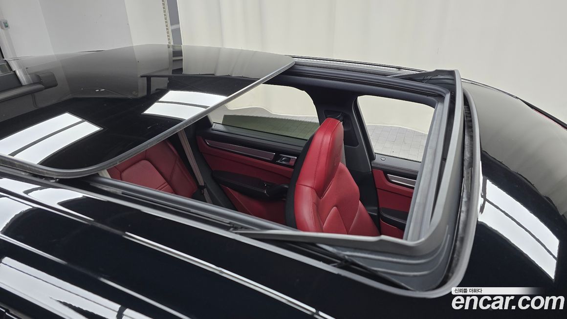 Porsche Cayenne 2022