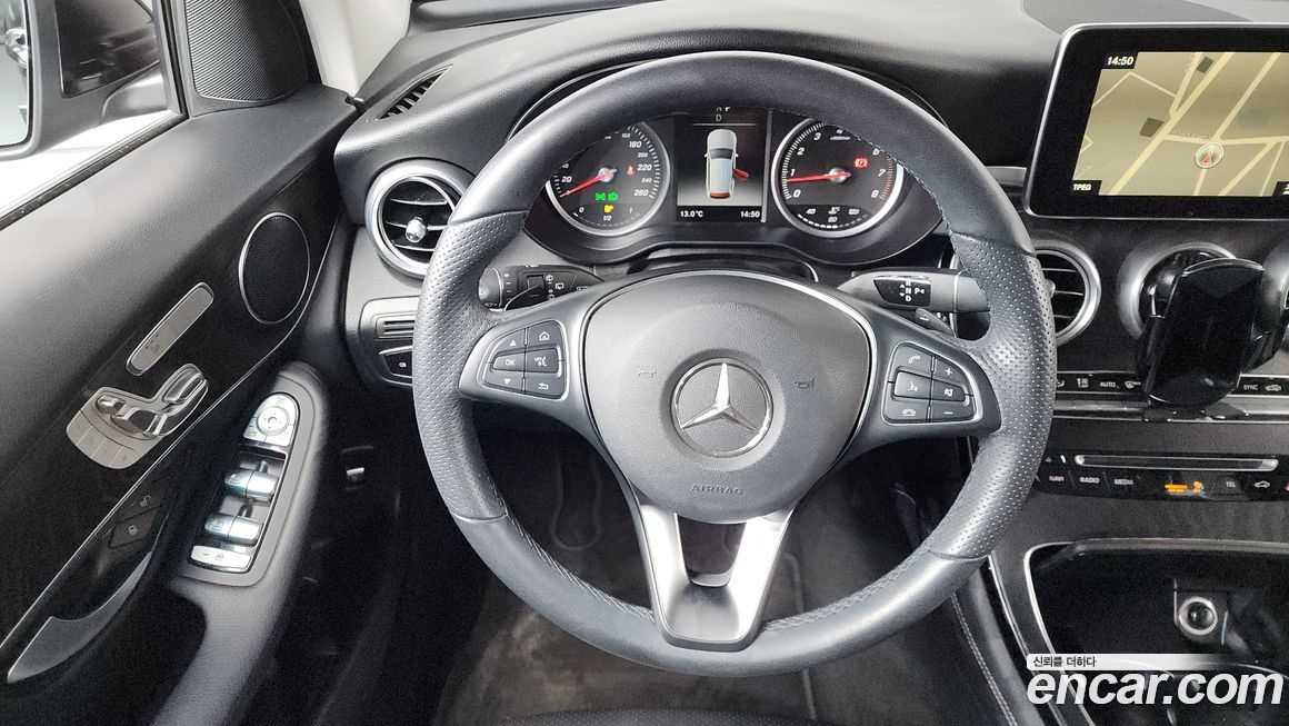 Mercedes-Benz GLC-Class 2019