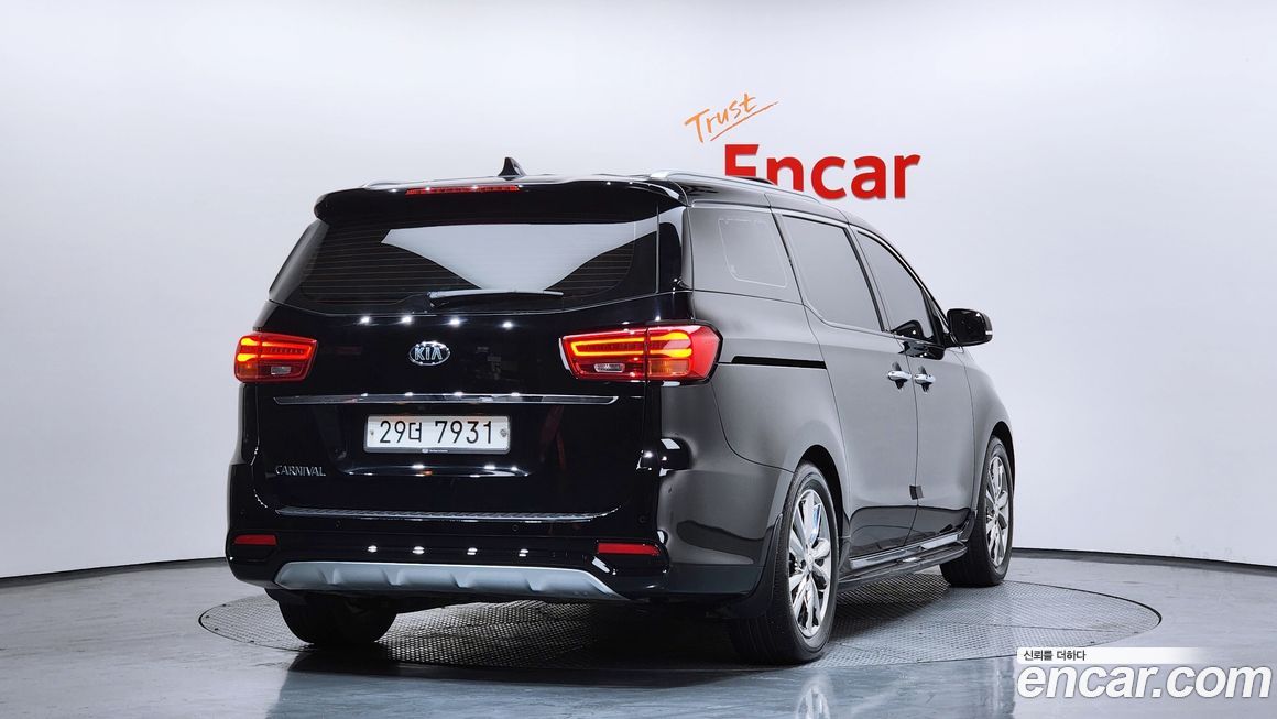 Kia Canival 2019