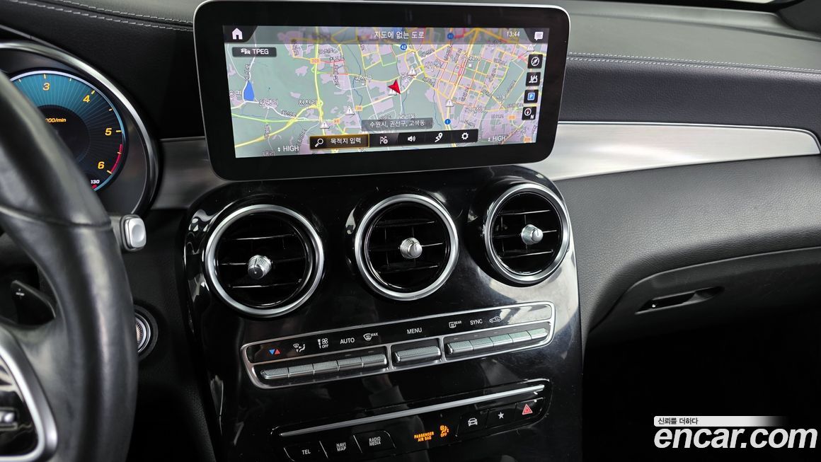 Mercedes-Benz GLC-Class 2022