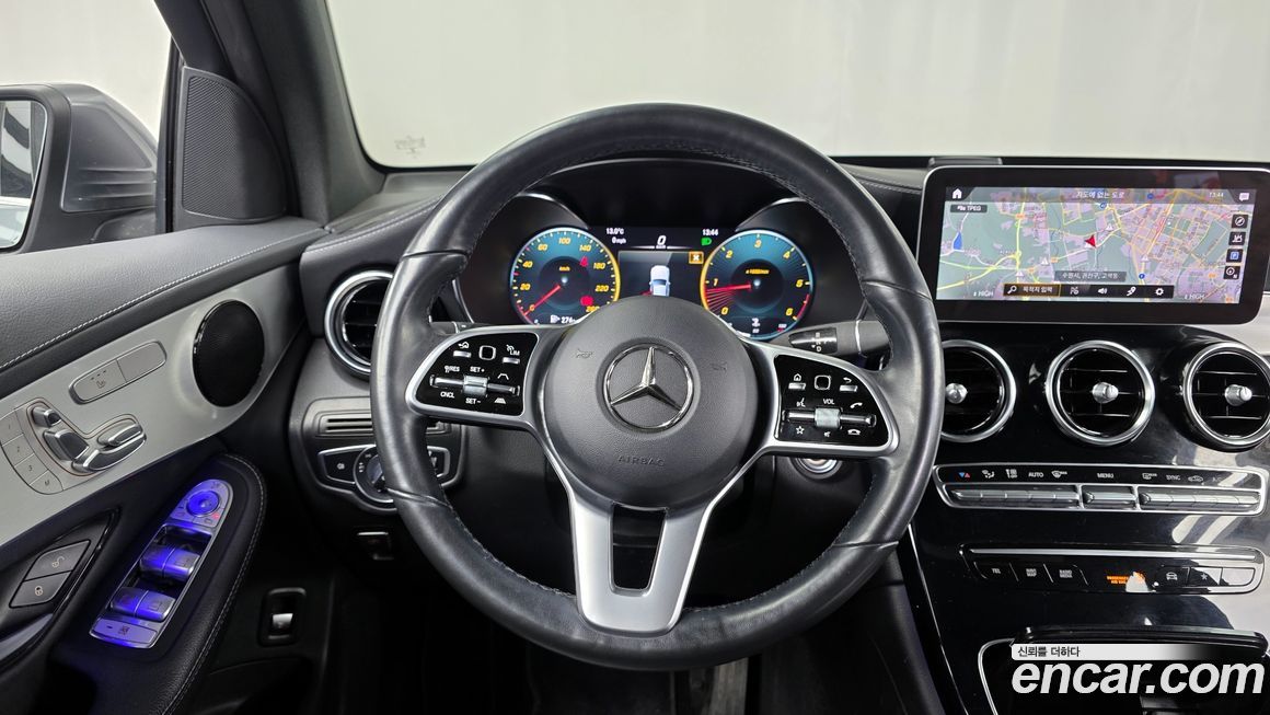 Mercedes-Benz GLC-Class 2022